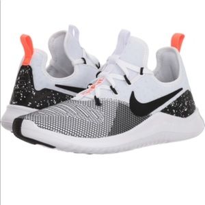Nike Free TR8 - White/Black/Crimson Size 8